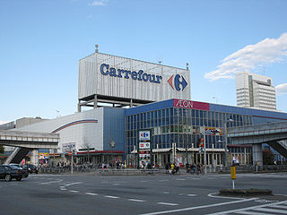 Carrefour покупает недвижимость во Франции, Италии и Испании